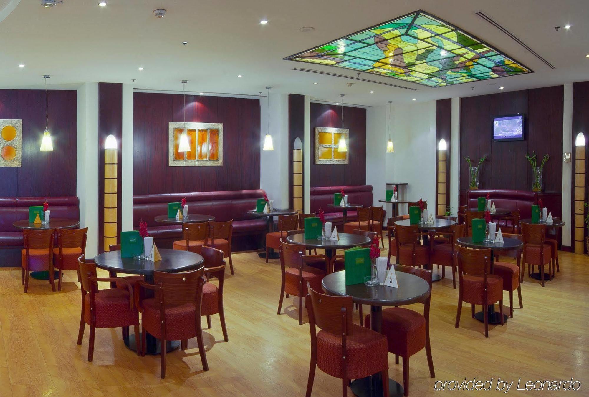 Holiday Inn Al Salam เจดดาห์ ร้านอาหาร รูปภาพ